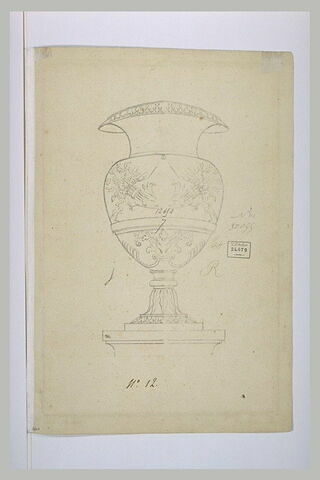 Vase, image 2/2