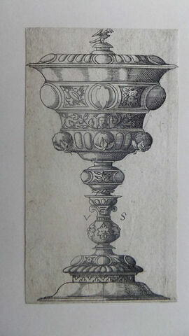 Vase, image 1/2