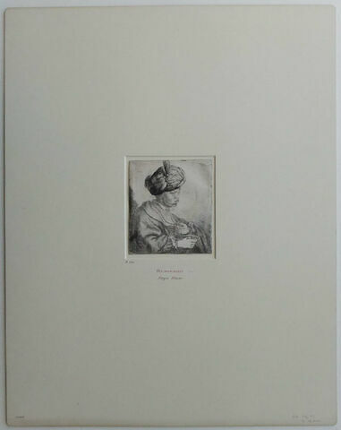 Portrait d'homme au turban avec un médaillon dans sa main gauche, image 3/3