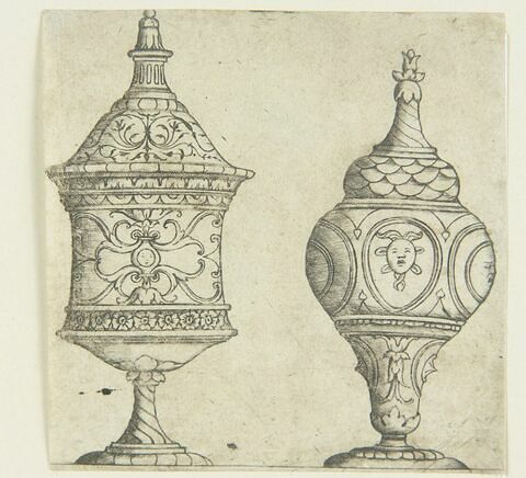 Deux vases, image 1/1