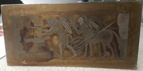 Peinture du précédent : Hercule parlant à Eurysthée caché dans un vase; derrière lui le centaure Chiron tenant un arbre déraciné.