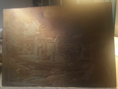 Paysage. Sur le devant, un pâtre chasse un troupeau de moutons; plus loin une femme traverse un petit pont., image 1/1