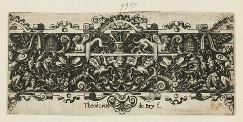 Arabesque, fleurs, fruits et figures chimériques, image 1/1