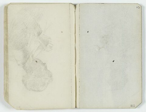 Femme à mi-corps, cousant, de profil à gauche, image 1/1