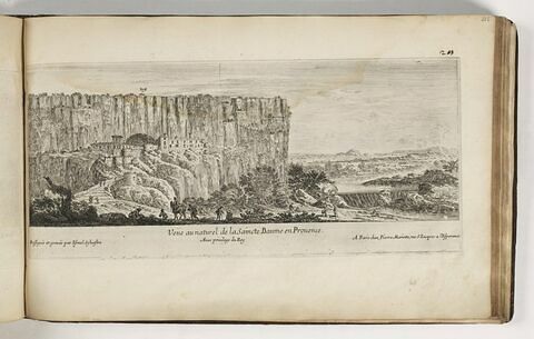 Vue au naturel de la Sainte Baume en Provence, image 1/1