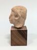 figurine, image 2/4