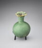 vase plastique, image 1/5