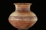 jarre biconique ; vase miniature ; datte ; figue, image 2/3