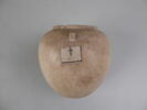 vase, image 3/3