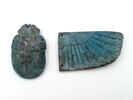 scarabée funéraire ; aile de scarabée funéraire ; perles ; résille, image 1/2