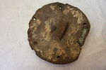couvercle de boîte circulaire à bouton central  ; couvercle de boîte bombé, image 1/4