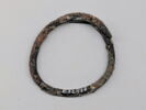 bracelet en anneau à extrémités chevauchantes, image 2/2
