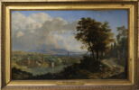 Chemin surplombant une rivière, image 1/3