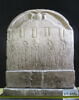 stèle cintrée, image 2/2