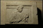 Prophète ou apôtre barbu, de profil à droite, la tête inclinée vers la gauche, levant les deux mains, image 4/6