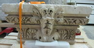 Chapiteau de pilastre orné d'une fleur de lys provenant du Palais des Tuileries, image 4/7