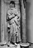 Piédestal décoré de quatre figures de prophètes, sous des arcatures, image 18/18