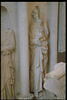 Piédestal décoré de quatre figures de prophètes, sous des arcatures, image 8/18