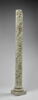 Colonne décorée de feuillage, de rinceaux habités et de galons perlés, image 1/23