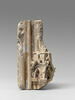 Fragment architectural sculpté sur quatre faces, décoré de moulures et de petits pinacles, image 2/8