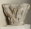 Fragment d'un chapiteau double (?) : l'Annonciation, la Visitation et décor végétal, image 3/11