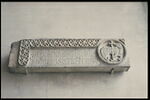 Partie gauche d’un linteau décoré de l’Agneau divin (autrefois au centre) et portant une inscription, image 6/6