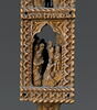 Croix-reliquaire en bois, sculptée de dix-huit scènes de la vie du Christ et trois reliquaires aux extrémités, image 18/29