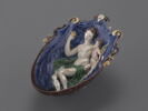 Coupe en forme de nacelle ou gondole ou navette de forme ovale : Vénus et l'Amour, image 5/11