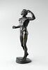 Statuette : homme debout, image 2/4