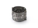 Bracelet à décor de cavaliers et de griffons d’un groupe de trois (OA 8200 à OA 8202), image 4/4