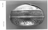 Montre forme bassine 