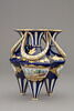 Trois vases réunis par des guirlandes, image 4/9