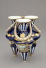 Trois vases réunis par des guirlandes, image 5/9