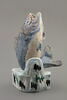 Vase en forme de carpe, d'une paire (avec TH 485), image 2/4