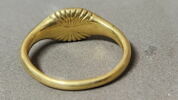 Bague portant des armoiries sur le chaton et lettres AN, image 2/5