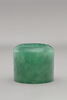 Anneau en jade vert, image 1/3