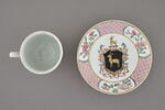 Tasse à café avec soucoupe, d'un service à thé et à café de dix-huit pièces (R 1173 à 1191), image 2/5