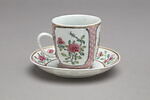 Tasse à café avec soucoupe, d'un service à thé et à café de dix-huit pièces (R 1173 à 1191), image 1/5