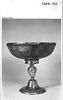 Coupe montée sur un pied en argent doré, décoré de gravures, image 3/3