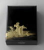 Coffret : trois personnages et un chien, image 1/4