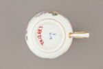 Tasse et soucoupe, d'un ensemble six (TH 1267 à 1272), image 2/6