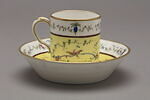Tasse litron et sa soucoupe, d'une paire (voir TH 1317), image 3/3