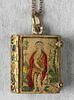 Bijou-reliquaire en forme de petit livre avec saint Jean-Baptiste, image 1/10