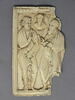 Diptyque ou plaque de reliure : deux apôtres entourant un médaillon du Christ, voir OA 3223. Jeu de tric-trac au revers, image 1/5