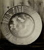 Grand plat d'apparat rond : Ange priant, image 4/4