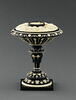 Coupe couverte avec des putti chassant le sanglier, image 2/6