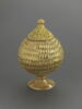 Vase couvert en forme de pomme de pin, image 3/3
