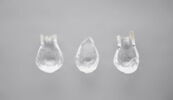Flacon en cristal de roche : reliquaire médiéval en forme d'ampoule, image 3/7