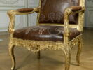 Fauteuil à la reine, d'un ensemble de huit (avec OA 10506 2, OA 10506 3, OA 10506 4, OA 10506 6, OA 10506 7, OA 10506 8, OA 10506 9, OA 10506 10) et de deux canapés à joues (OA 10506 1 et OA 10506 2), image 8/13