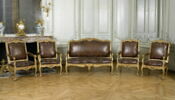 Fauteuil à la reine, d'un ensemble de huit (avec OA 10506 2, OA 10506 3, OA 10506 4, OA 10506 6, OA 10506 7, OA 10506 8, OA 10506 9, OA 10506 10) et de deux canapés à joues (OA 10506 1 et OA 10506 2), image 3/13